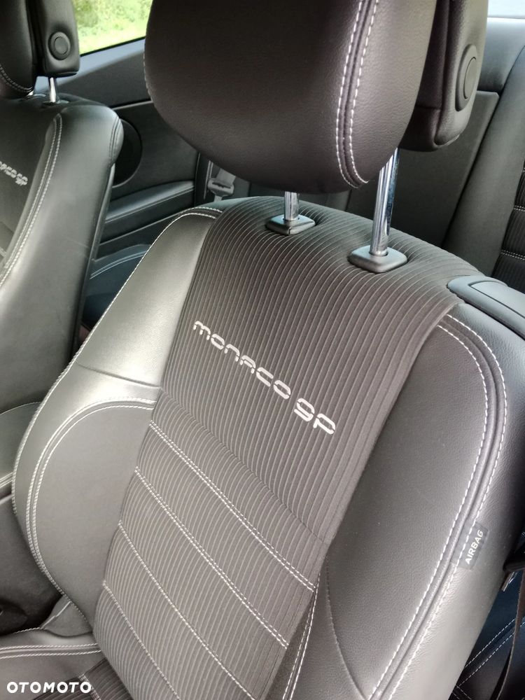 Renault Laguna 2.0 dCi Monaco GP2 - 28
