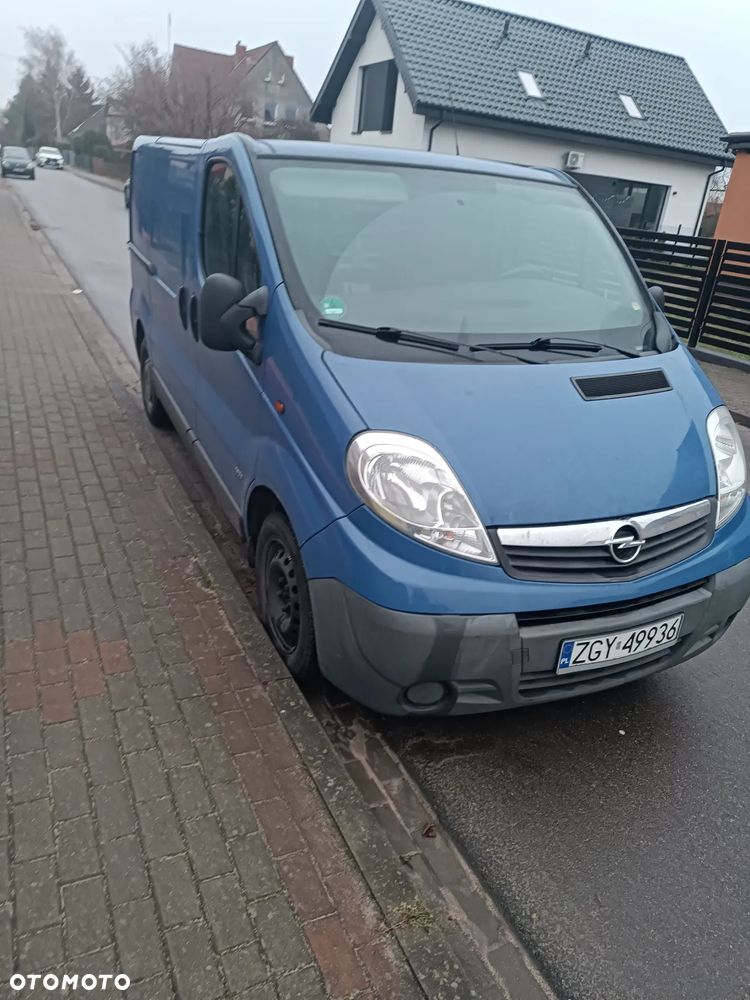 Opel Vivaro - 2