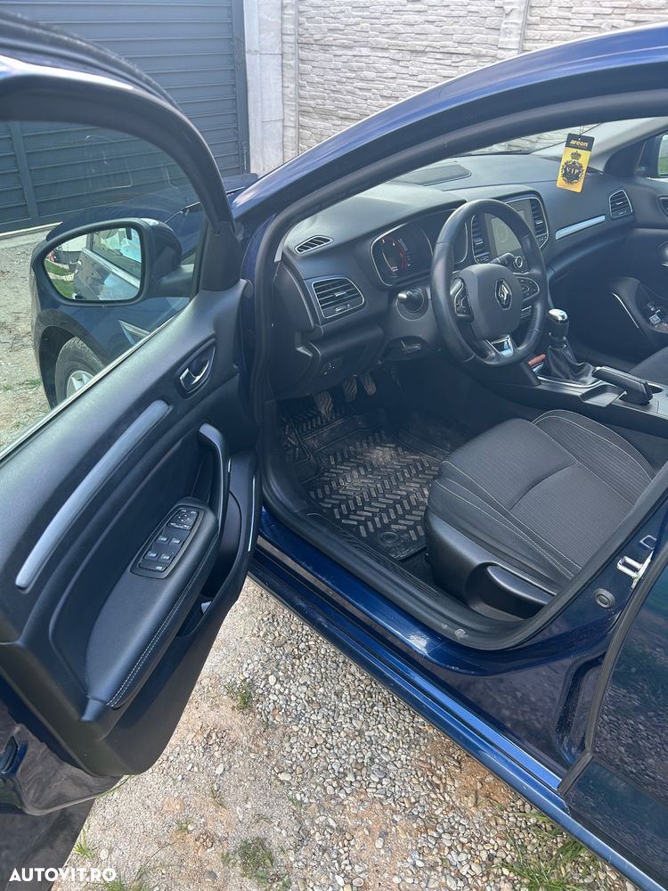 Renault Megane BLUE dCi Limited - 6
