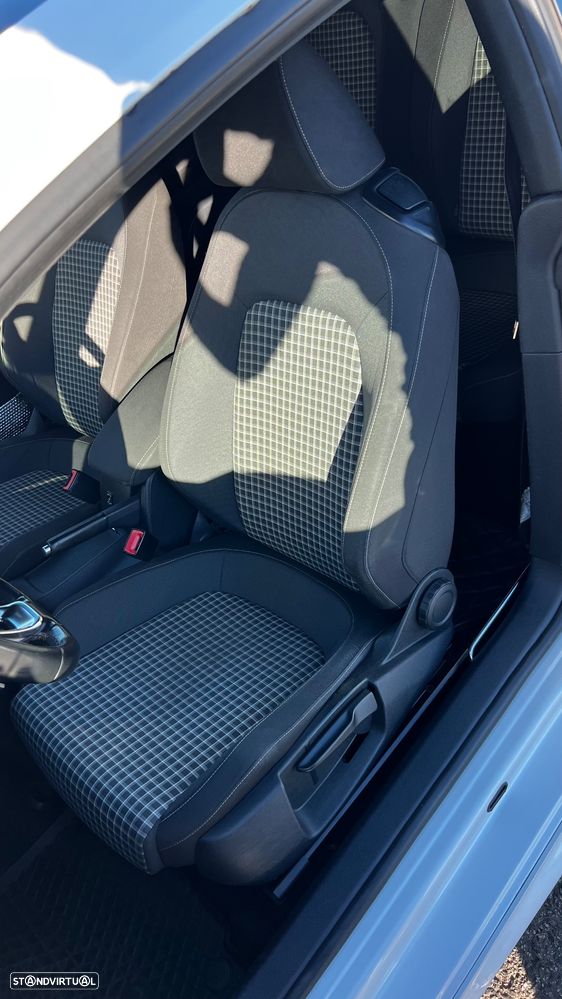 VW Scirocco 2.0 TSI BlueMotion DSG - 12