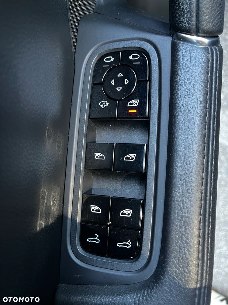 Porsche Cayenne - 12