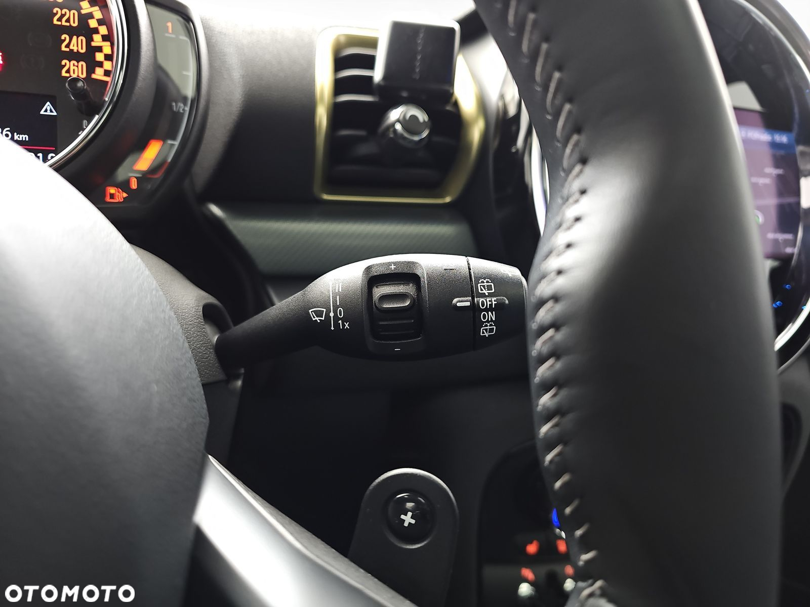 MINI Clubman - 22