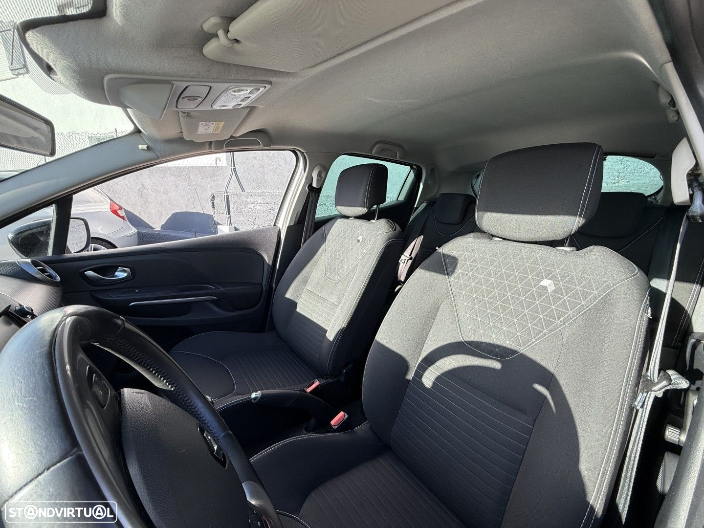 Renault Clio 1.5 dCi Limited EDition - 2