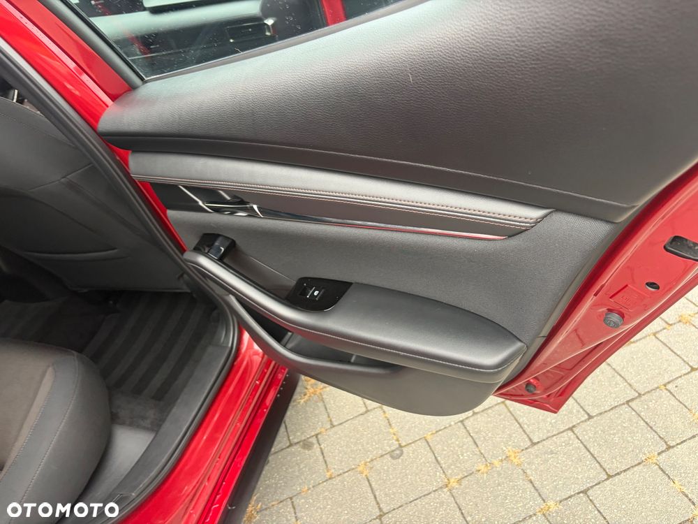 Mazda 3 e-SKYACTIV-G 150 M HYBRID EXCLUSIVE-LINE - 40