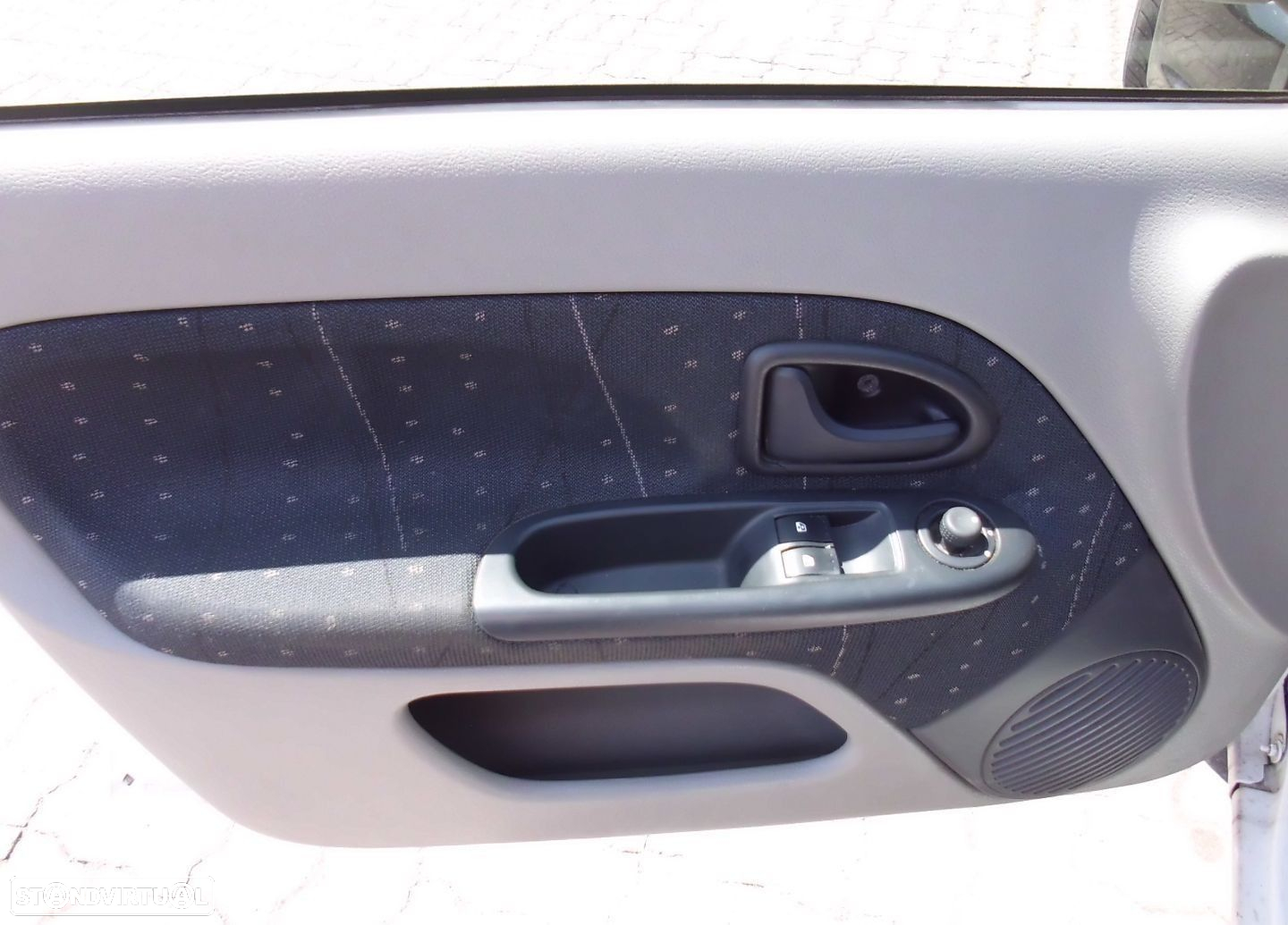 Peças Renault Clio II fase III - 6