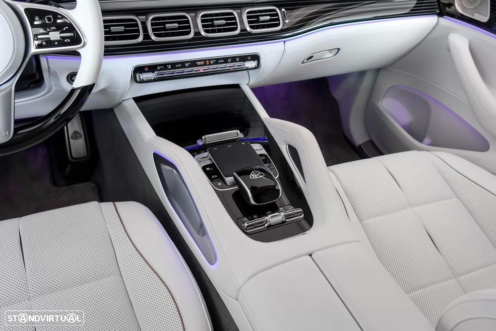 Mercedes-Benz GLS 600 Maybach 4Matic - 12