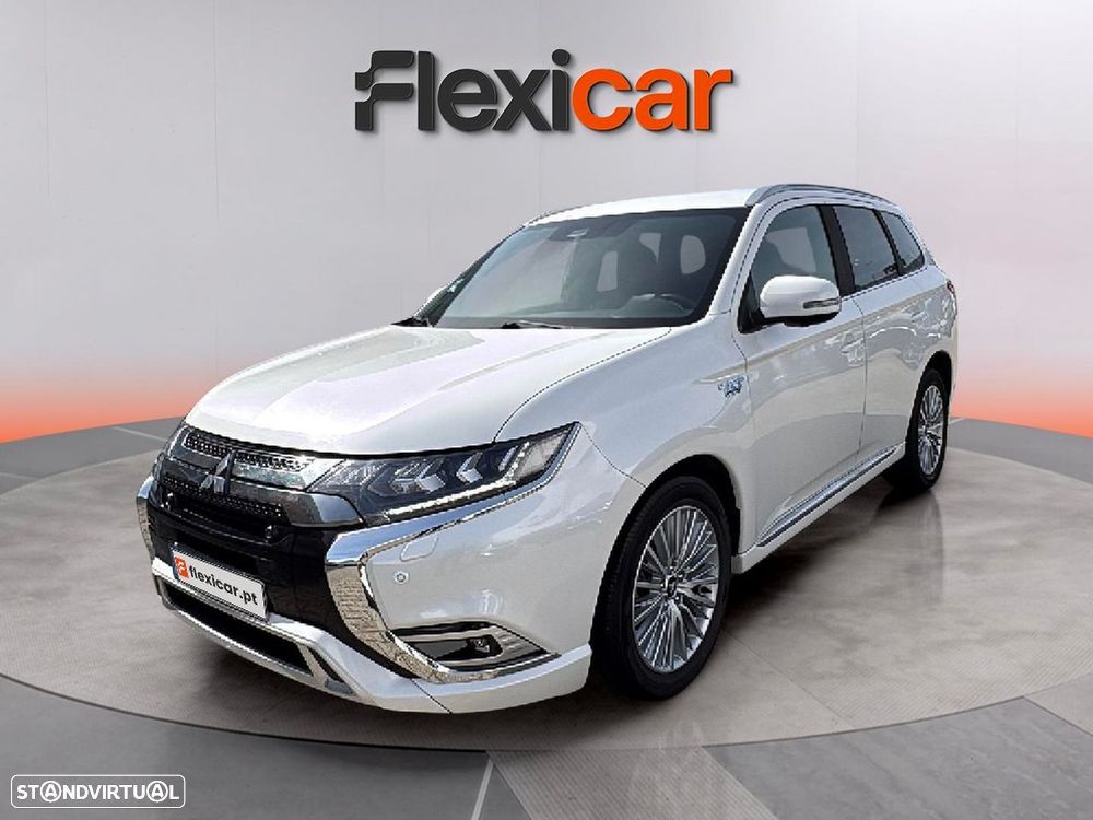 Mitsubishi Outlander - 3
