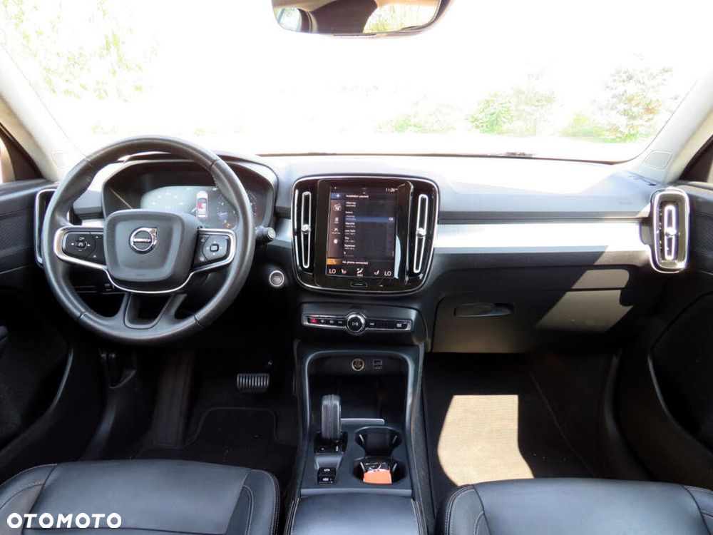 Volvo XC 40 T5 AWD Momentum - 7