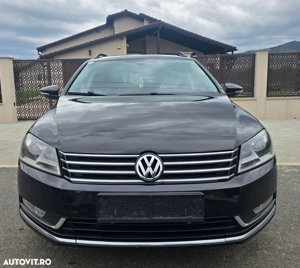 Volkswagen Passat - 2