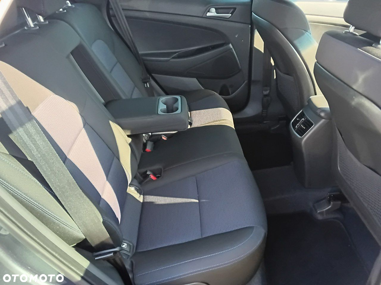 Hyundai Tucson 1.6 GDi Comfort 2WD - 13