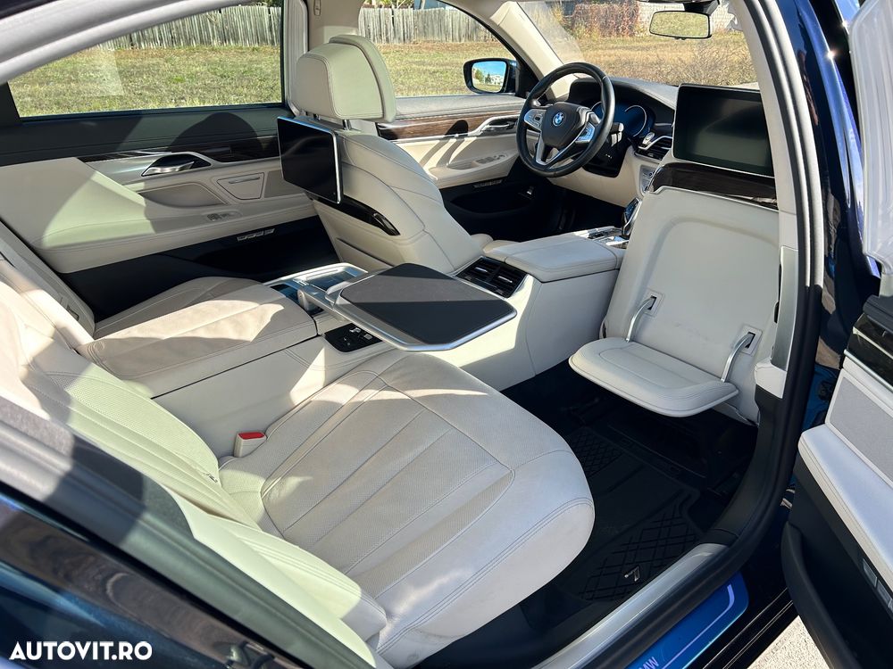 BMW Seria 7 730Ld xDrive - 1