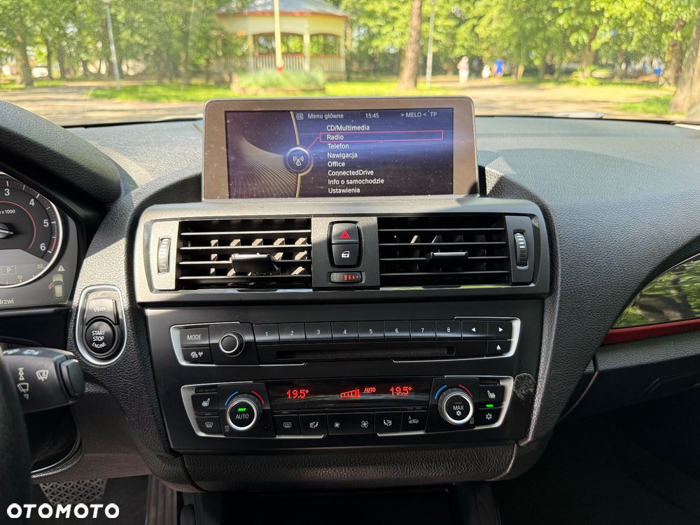 BMW Seria 1 120d Sport-Aut - 33