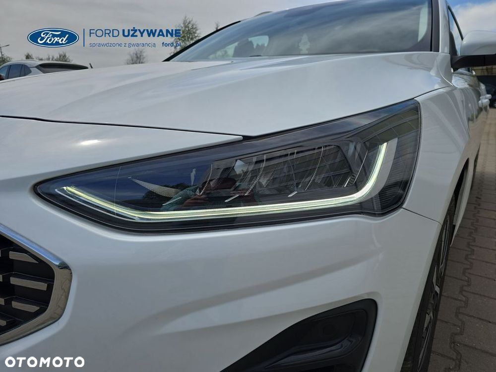 Ford Focus 1.0 EcoBoost Titanium - 4