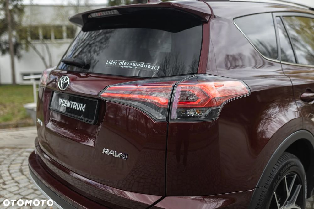 Toyota RAV4 2.0 D-4D Premium 4x2 - 11