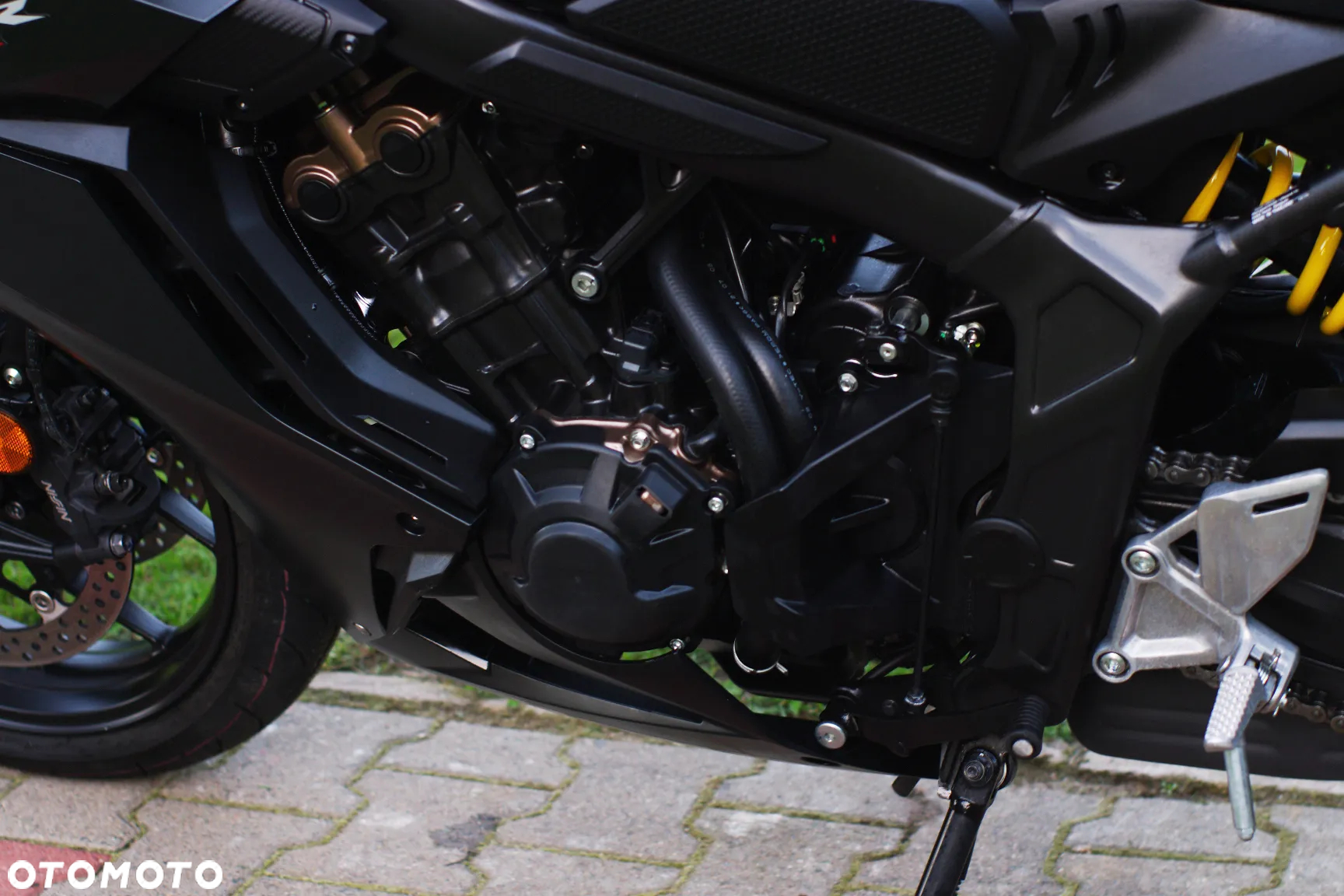 Honda CBR - 25