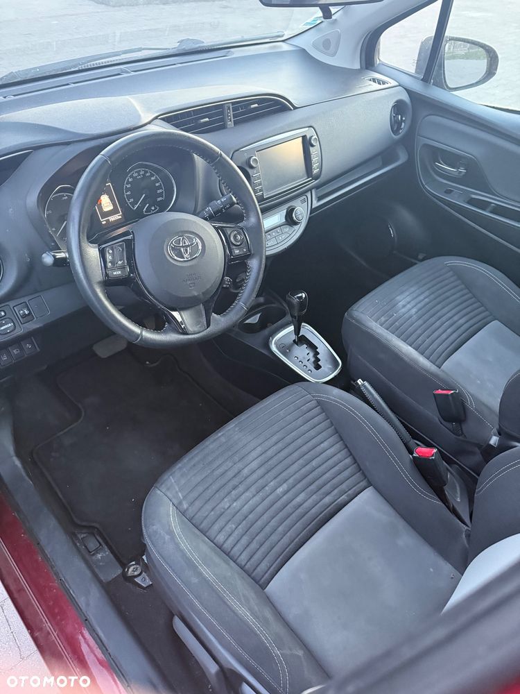 Toyota Yaris - 8