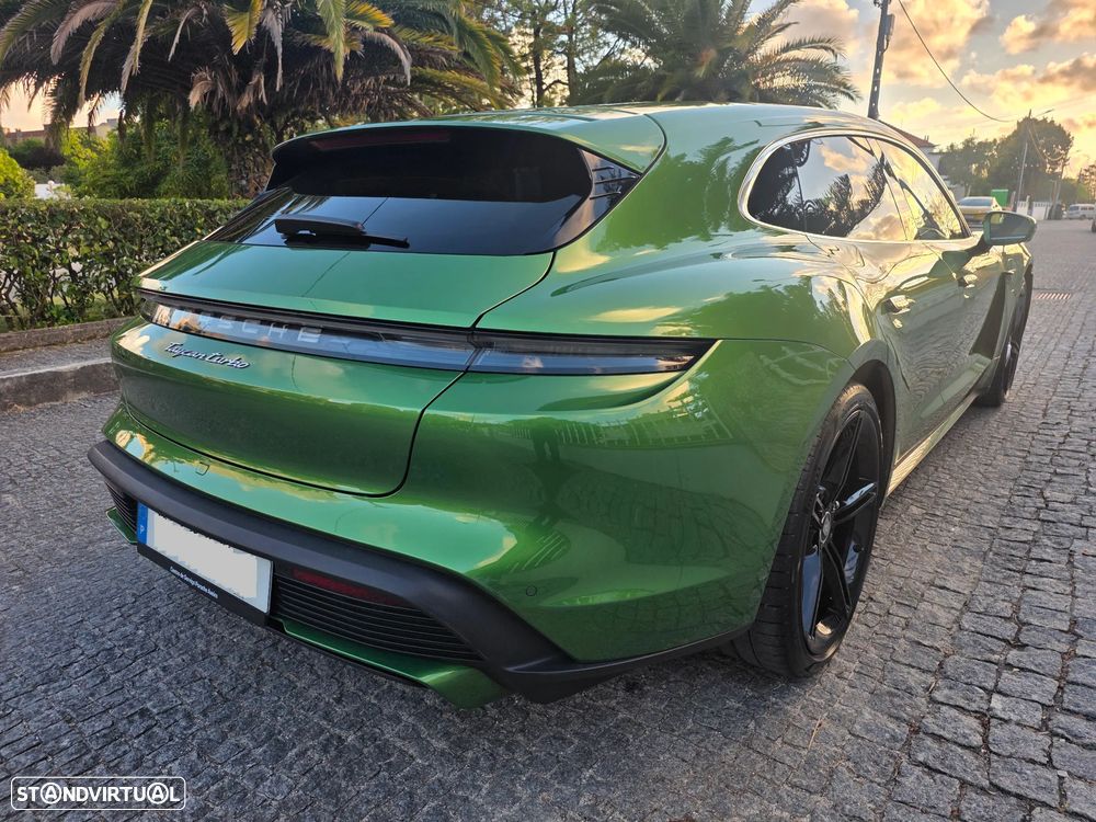 Porsche Taycan Sport Turismo Turbo - 15