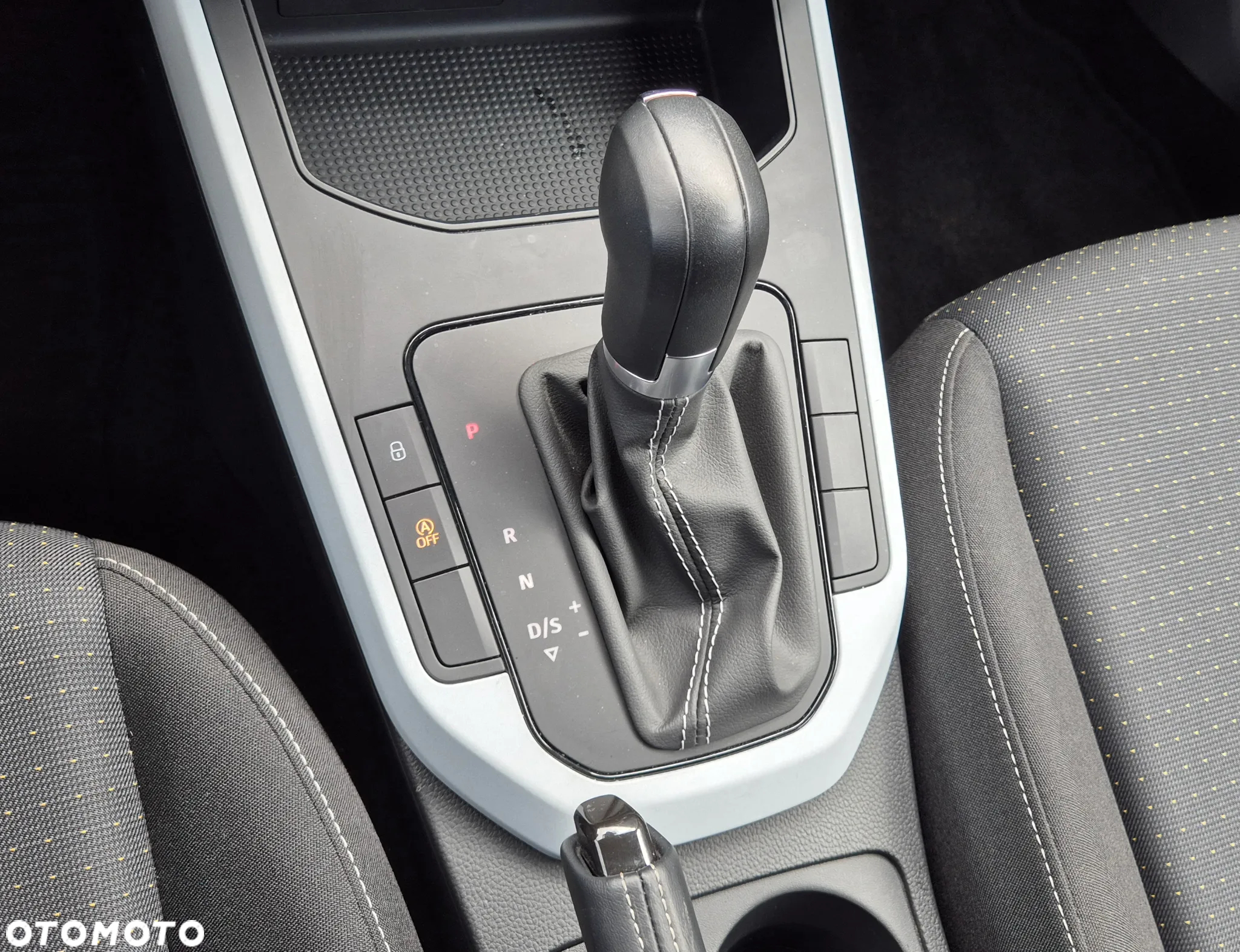 Seat Arona 1.0 TSI Style S&S DSG - 10