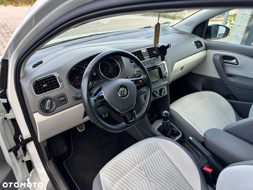 Volkswagen Polo 1.2 TSI BMT Fresh - 9