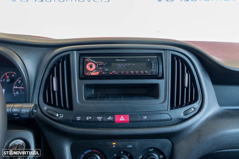 Fiat Doblo Maxi 1.3 Multijet Isotérmica 3 Lug. - 11
