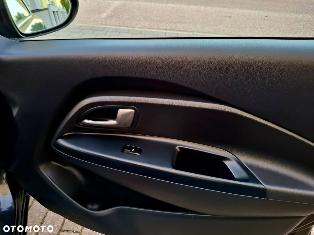 Kia Rio - 31