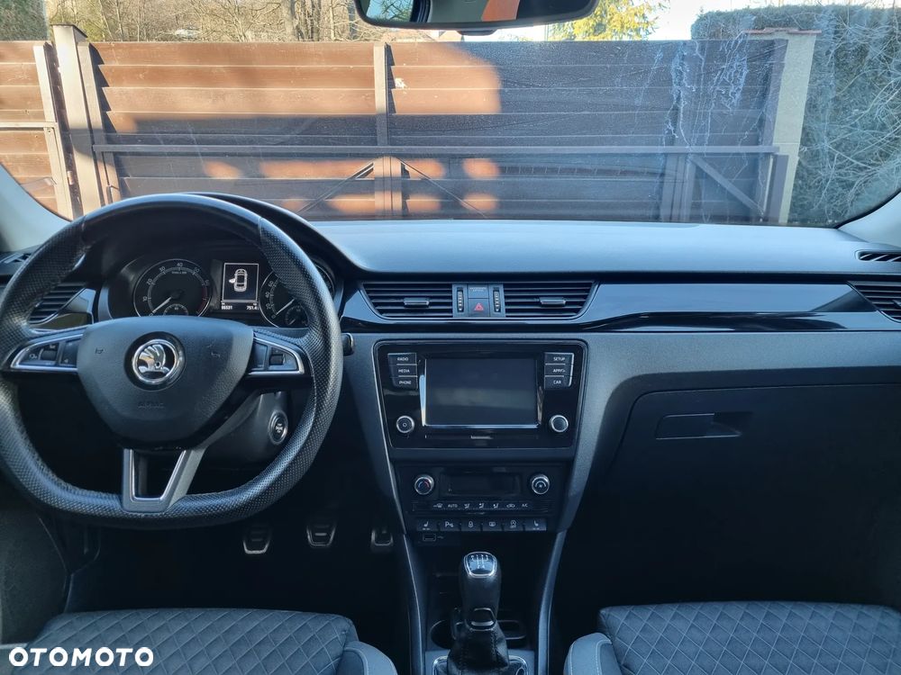Skoda RAPID Spaceback 1.0 TSI ScoutLine - 15