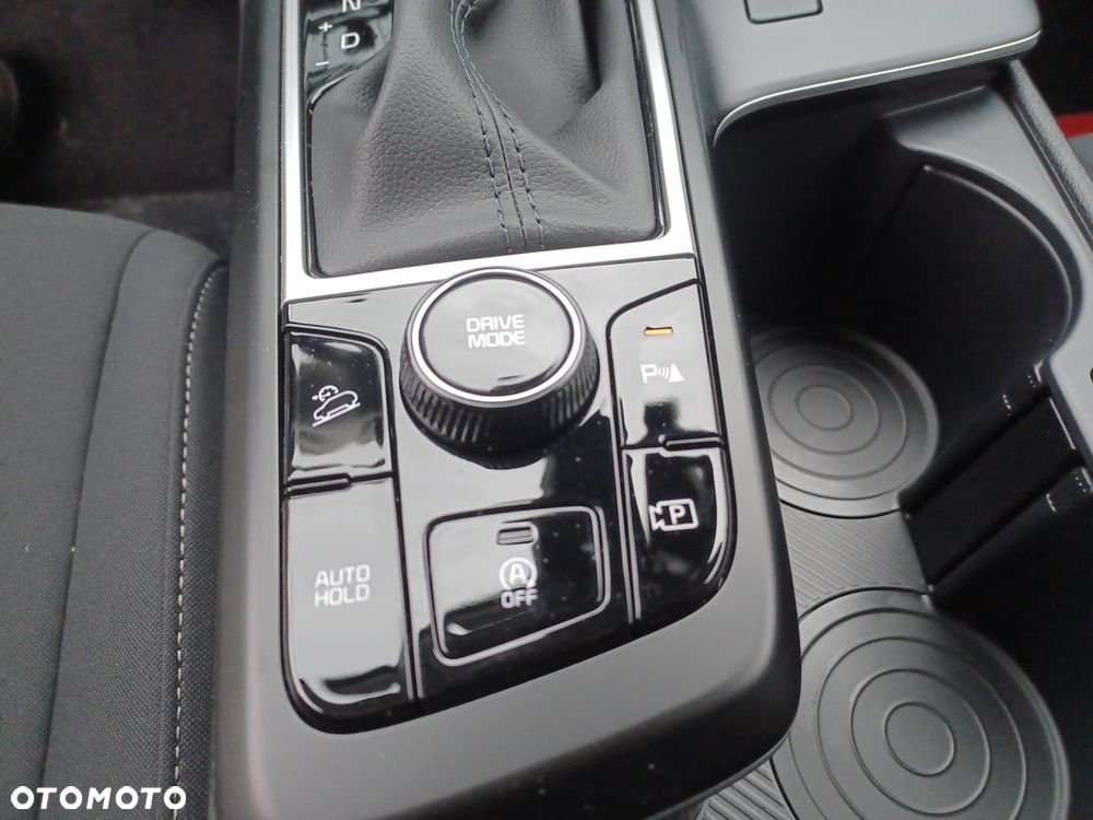 Kia Sportage 1.6 T-GDI MHEV M 2WD DCT - 19