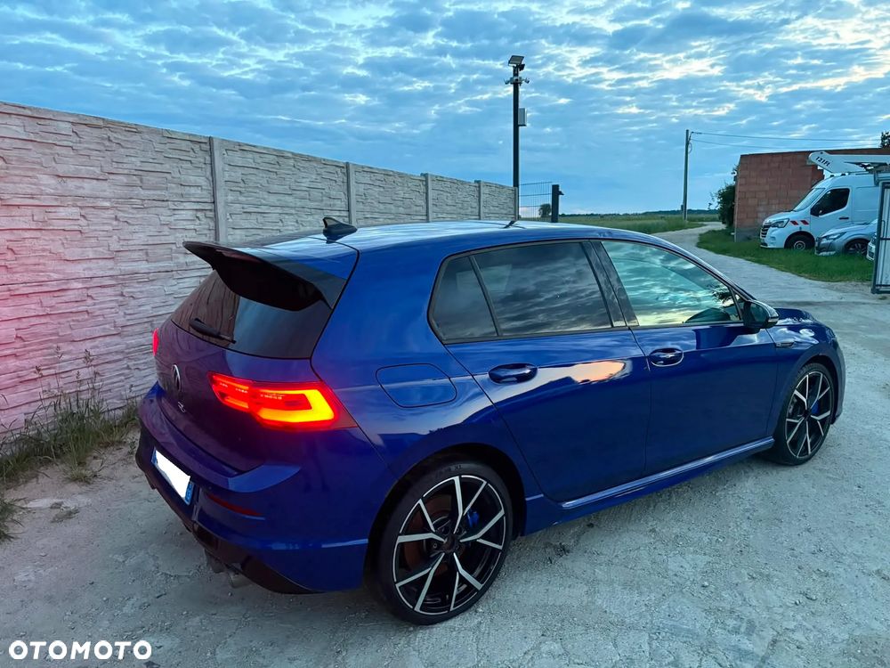 Volkswagen Golf - 36