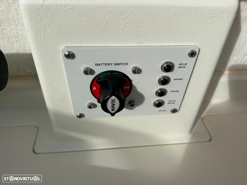 Quicksilver Activ 605 Bowrider - 20