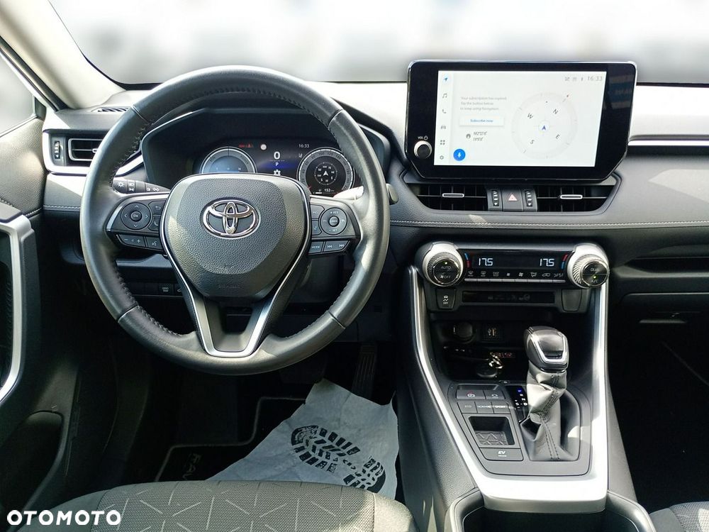 Toyota RAV4 - 11