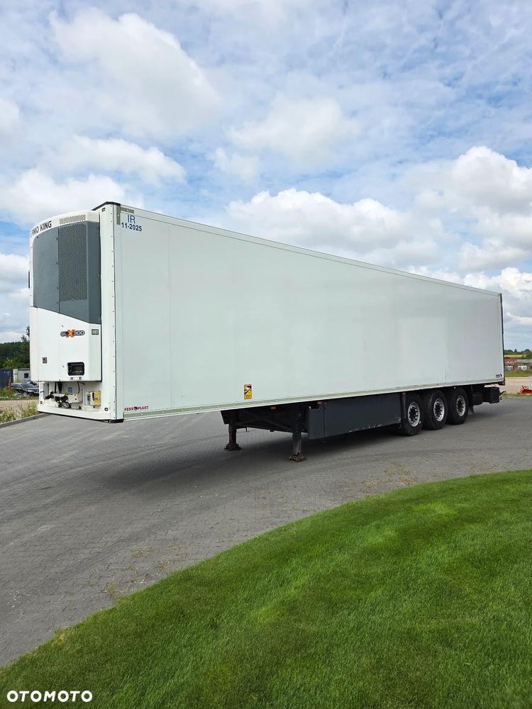 Schmitz Cargobull SKO 24 - 2