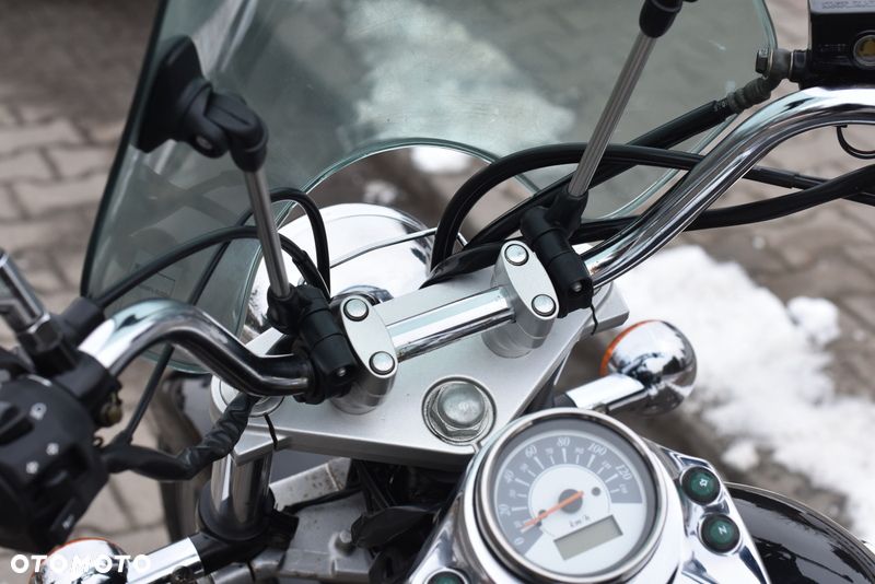 Suzuki Intruder - 29