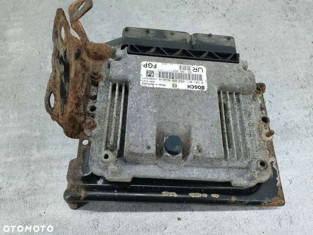 KOMPUTER, STEROWNIK OPEL ZAFIRA B 55189927 0281011669 1.9 CDTI - 1