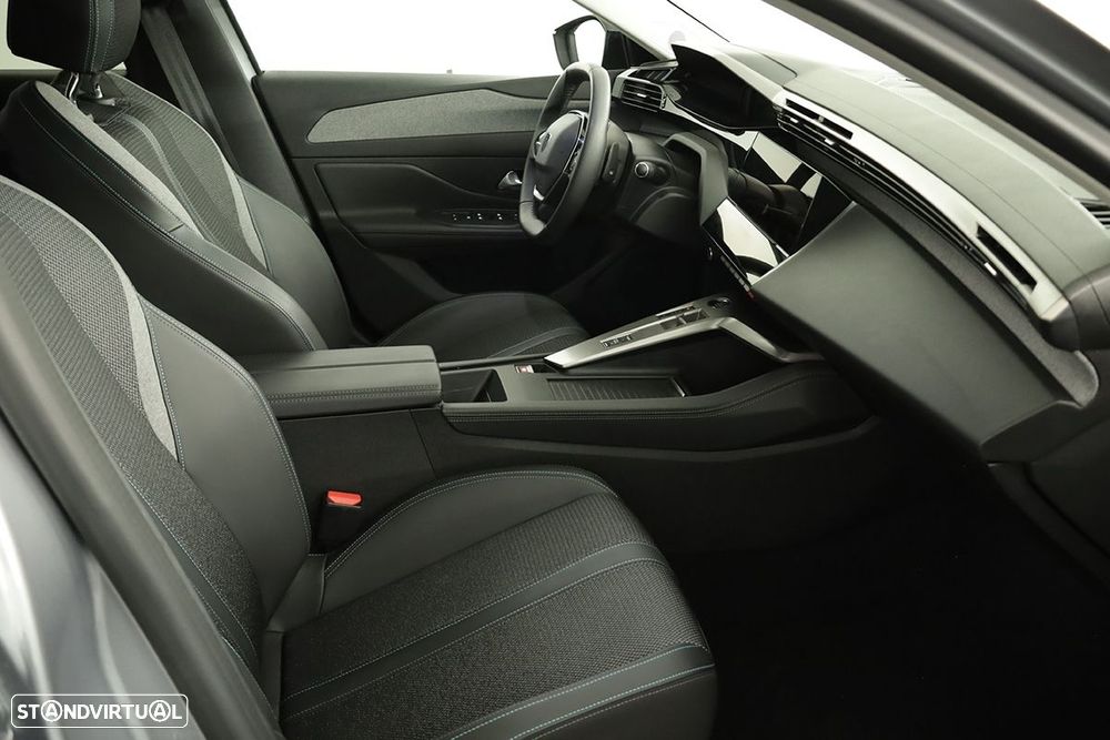 Peugeot 308 1.6 Hybrid Allure Pack e-EAT8 - 22