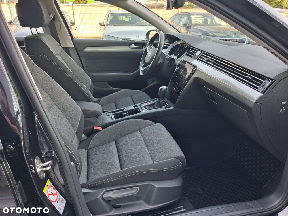 Volkswagen Passat - 7