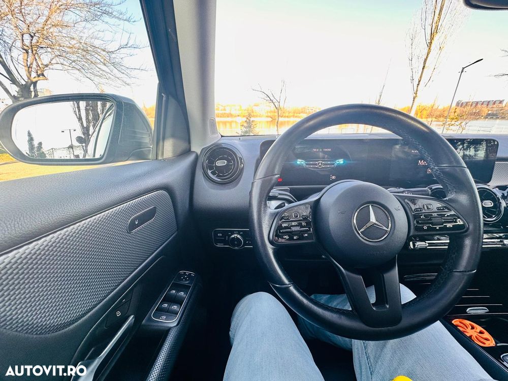 Mercedes-Benz GLB 180 7G-DCT Progressive - 16