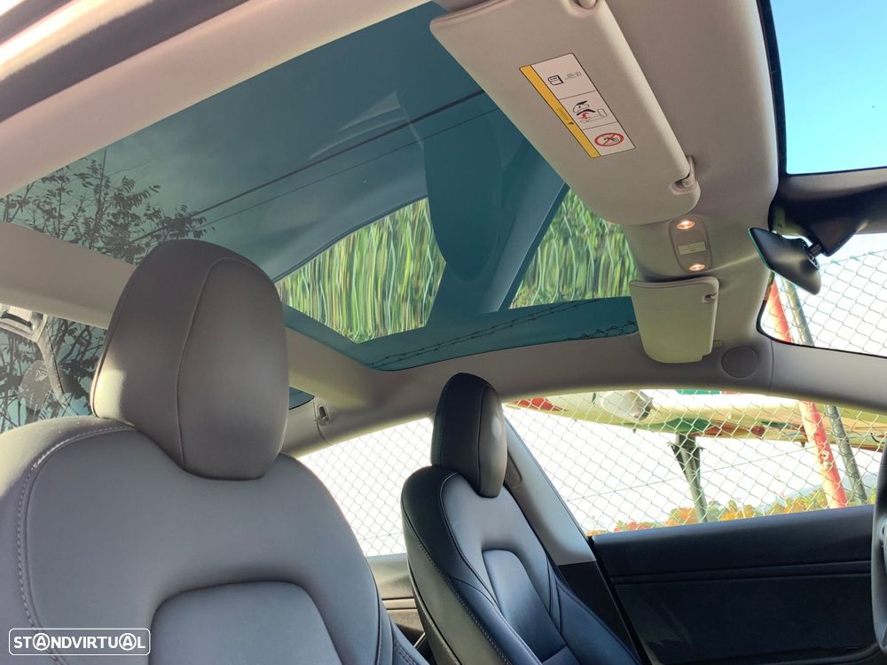 Tesla Model 3 Tração Traseira - 21