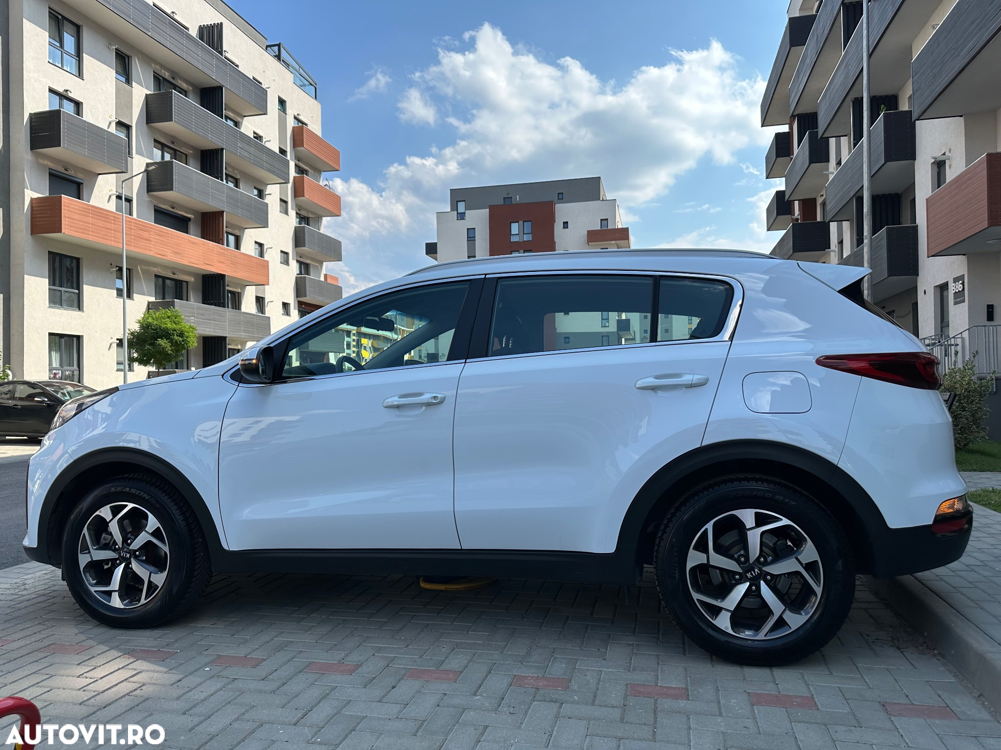 Kia Sportage 1.6 CRDI 2WD Eco-Dynamics+ (48V M-H) Black Edition - 10