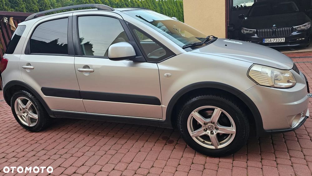 Suzuki SX4 1.6 VVT 4x2 Comfort - 24