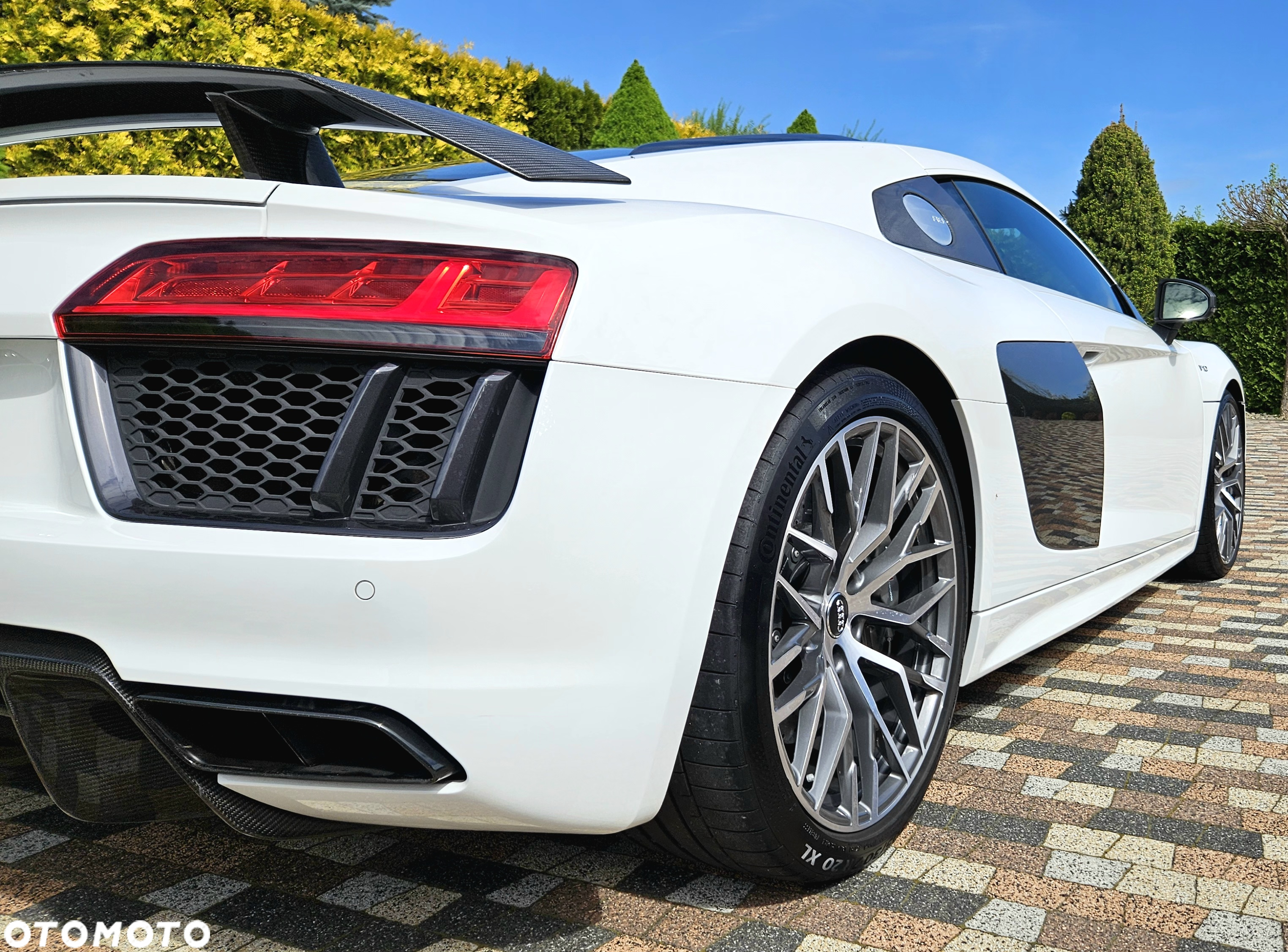 Audi R8 V10 plus 5.2 FSI quattro S tronic - 13