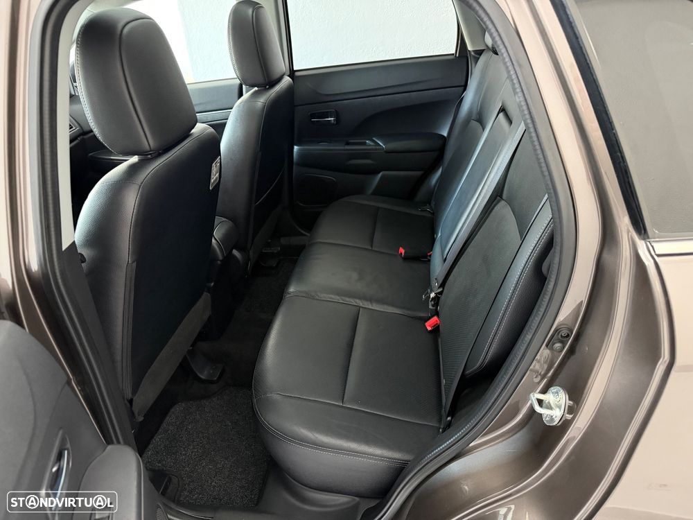 Mitsubishi ASX 1.6 DI-D Tokyo Edition - 37