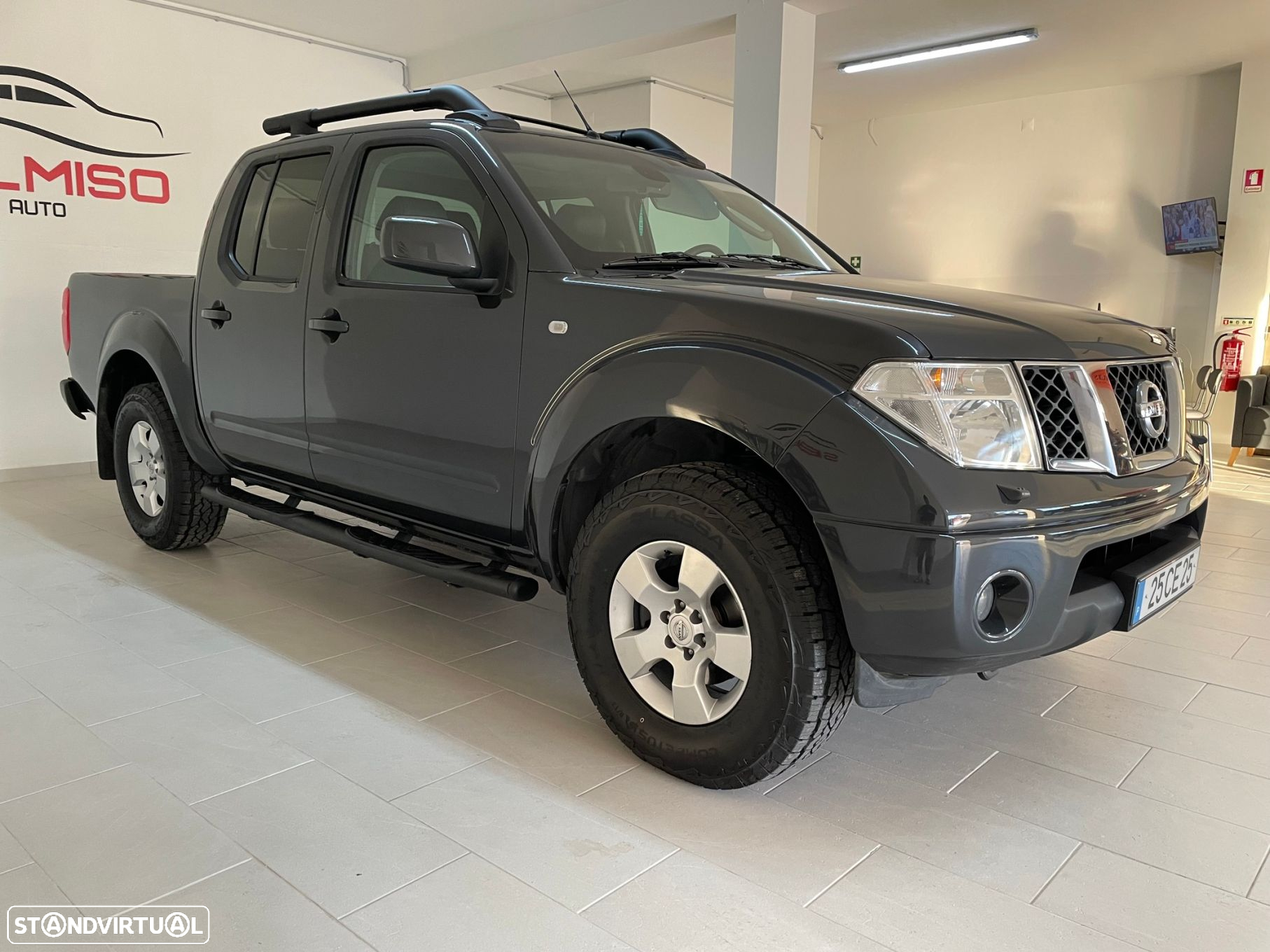 Nissan Navara 2.5 dCi CD LE - 6