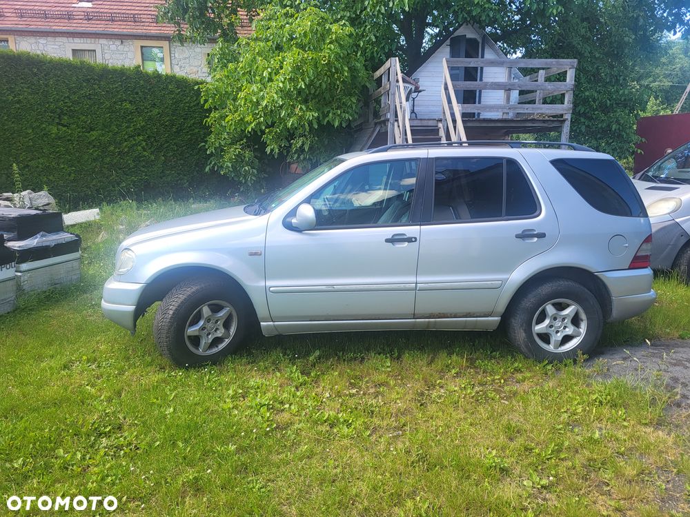 Mercedes-Benz ML - 2