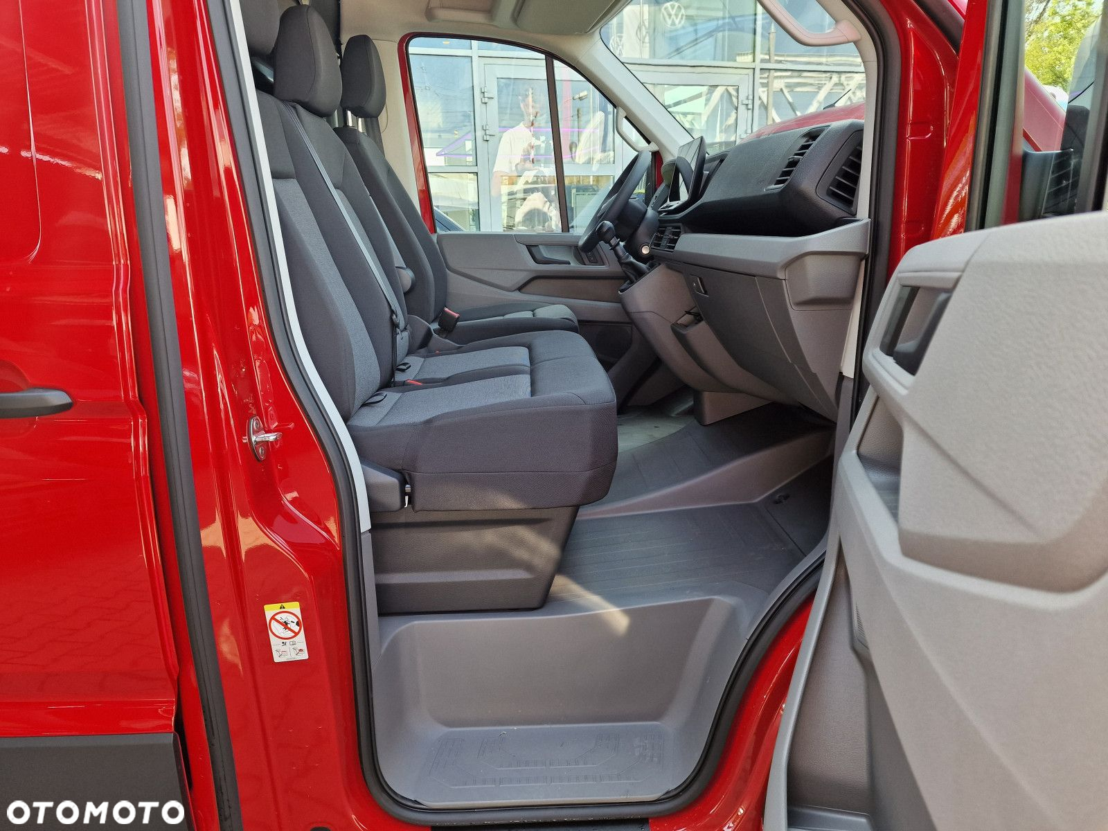 Volkswagen Crafter 35 Furgon 2.0 TDI - 24