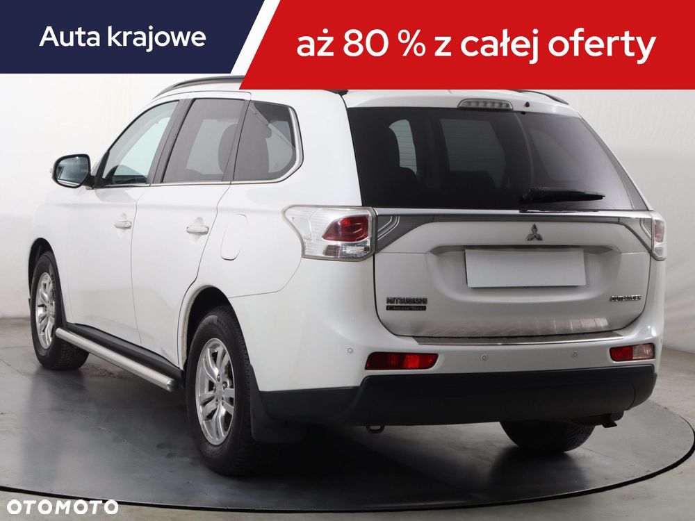 Mitsubishi Outlander - 6