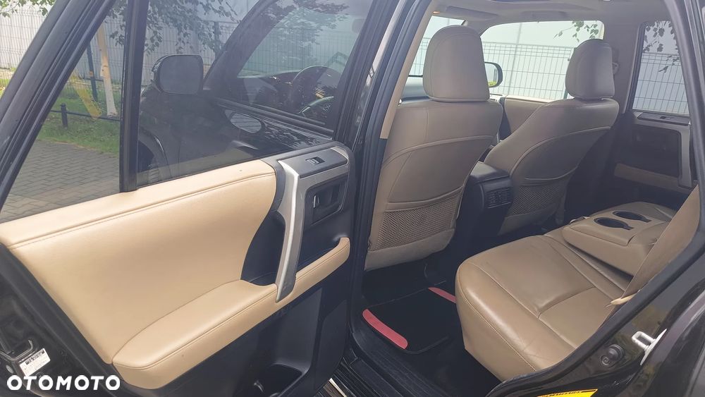 Toyota 4-Runner - 17