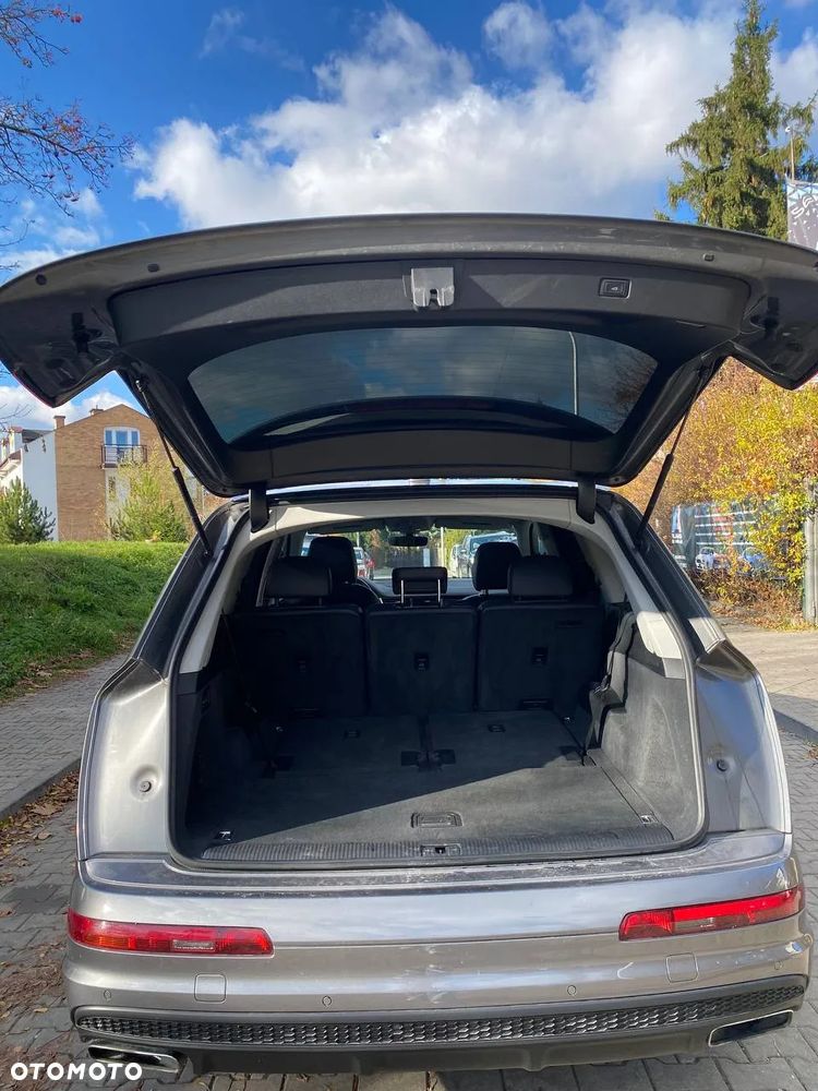 Audi Q7 - 6