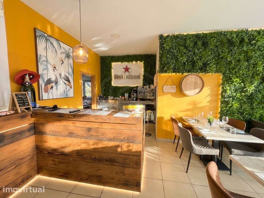 Restaurante/Bar com duas piscinas e Rooftop com vista mar na Fuzeta... - Grande imagem: 5/21