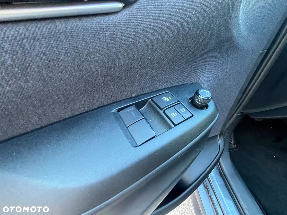 Toyota Yaris 1.5 Comfort - 17