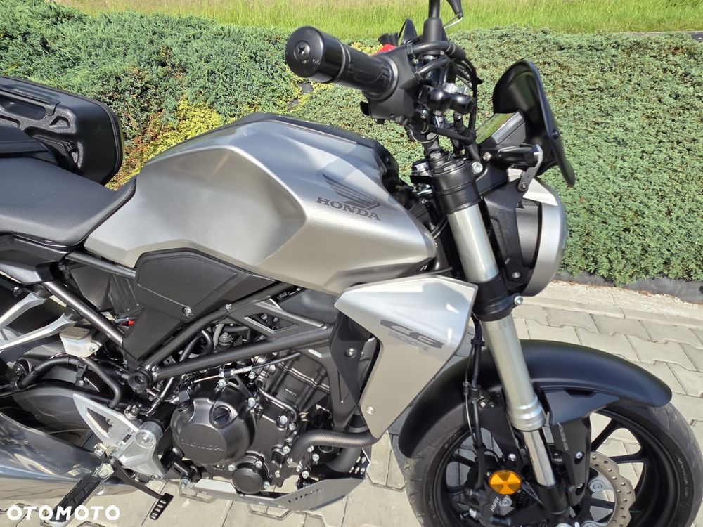 Honda CB - 7